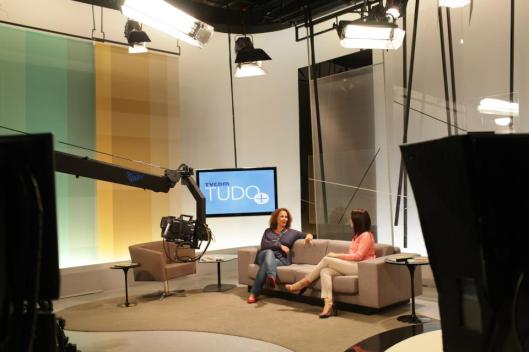 556057_533134383383643_577960250_n